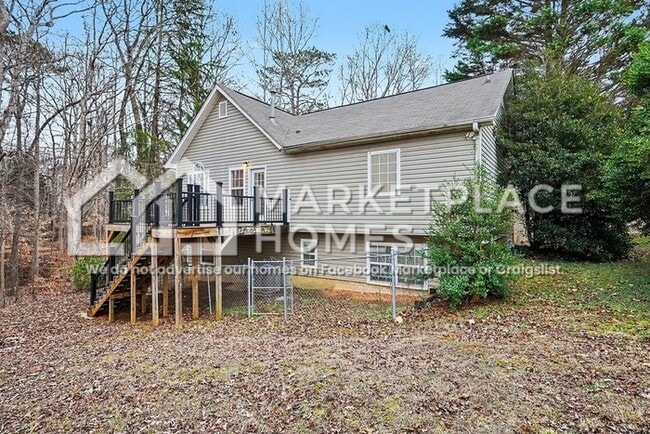 Building Photo - 289 Highlander Way