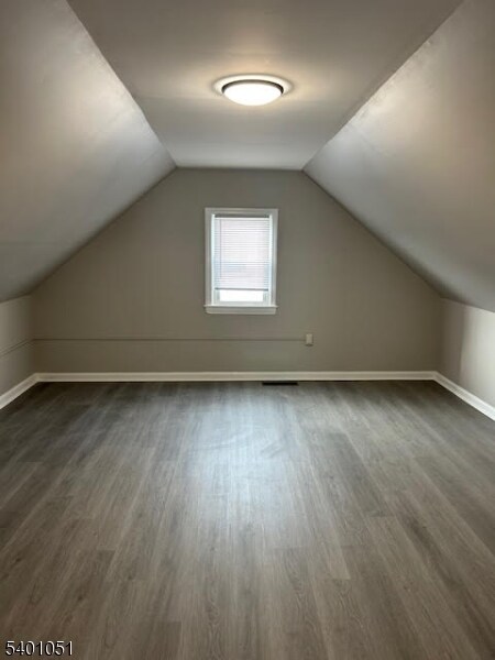 Building Photo - 1138 Raritan Rd