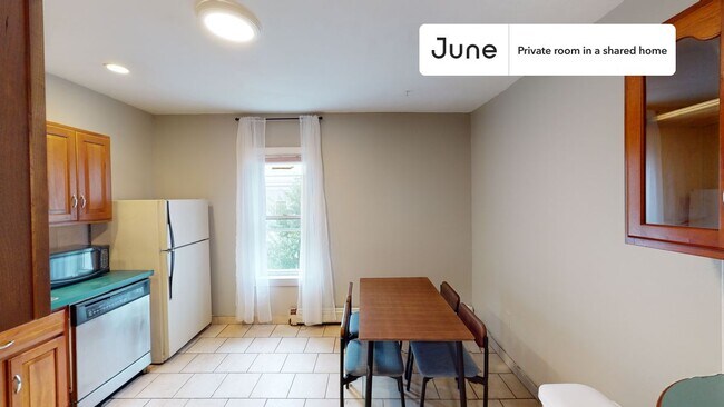 Building Photo - Room in Shared 4 bed/2 bath home