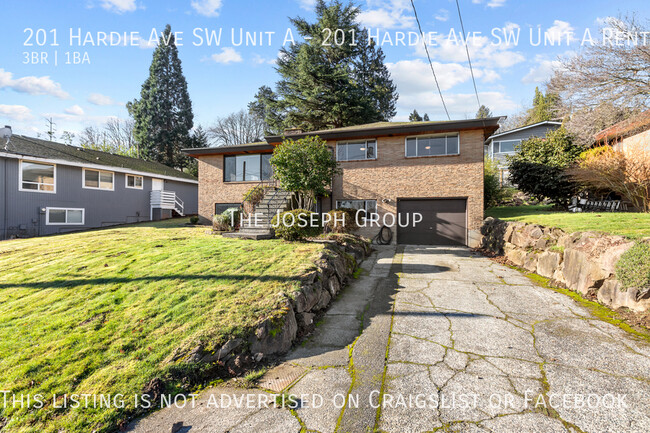 Primary Photo - Fully updated 3-bed in Renton