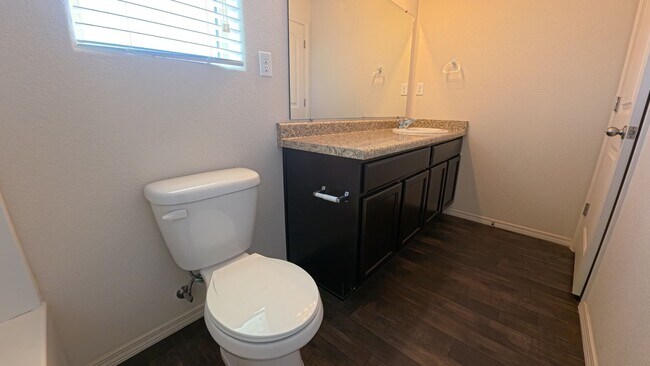 Building Photo - 17 Parador Ct