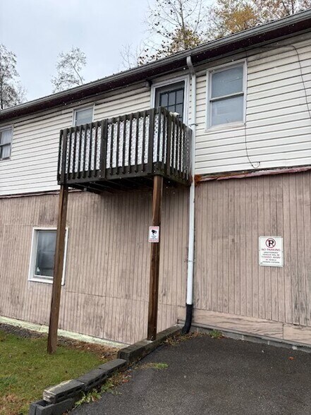 Building Photo - 59 East Ave