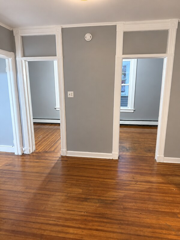 Building Photo - 864 Madison Ave