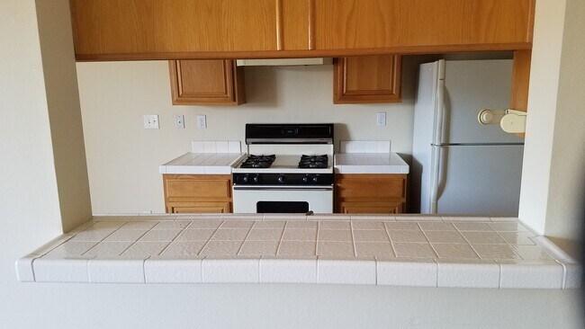 Building Photo - 28006 S Western Ave