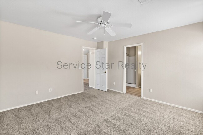 Building Photo - 12106 N 130th Dr