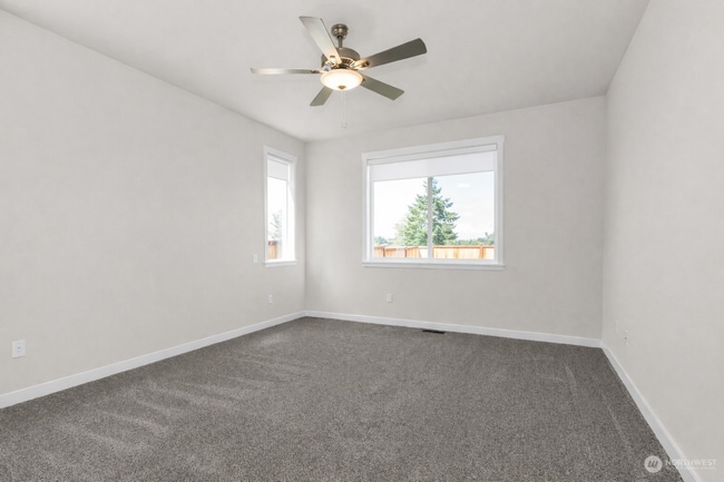 Building Photo - 641 Maggee St SE