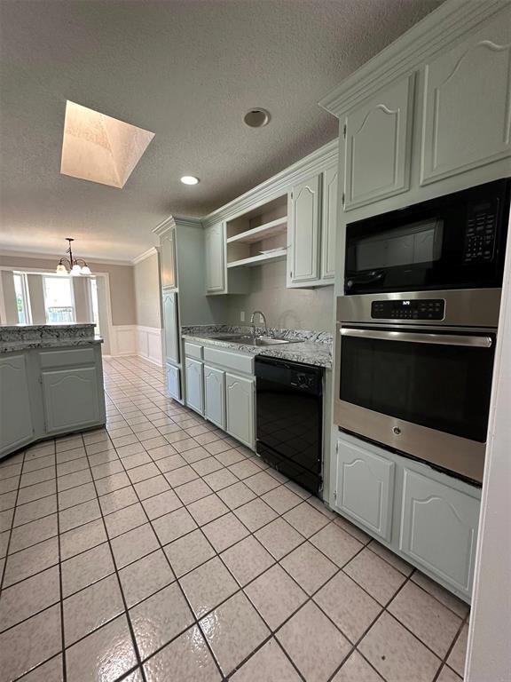 Building Photo - 432 Cactus Rd