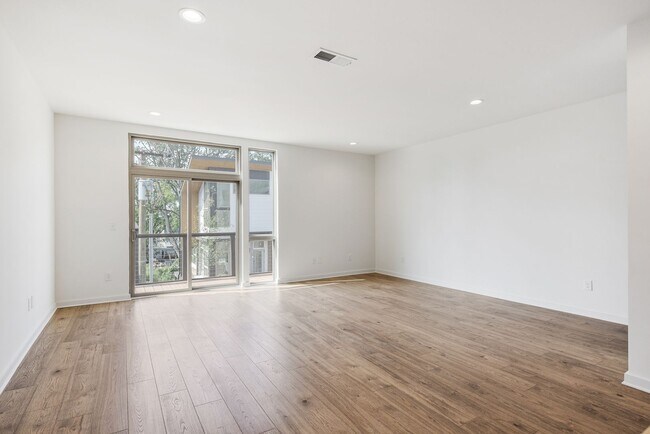 Building Photo - High View Neighborhood - Single-Family Home for Lease