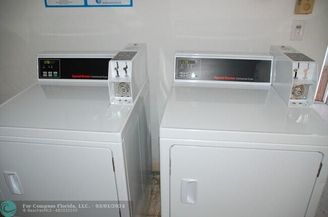 Building Photo - 600 Layne Blvd