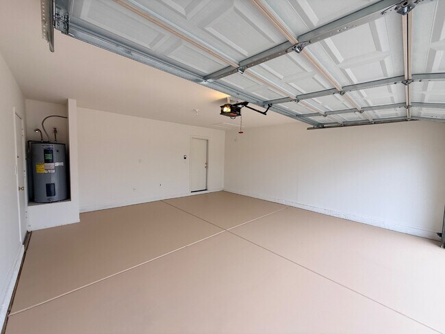 Building Photo - 15687 W Acapulco Ln