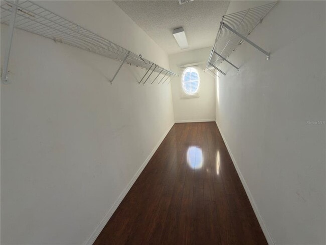 Building Photo - 1927 White Heron Bay Cir