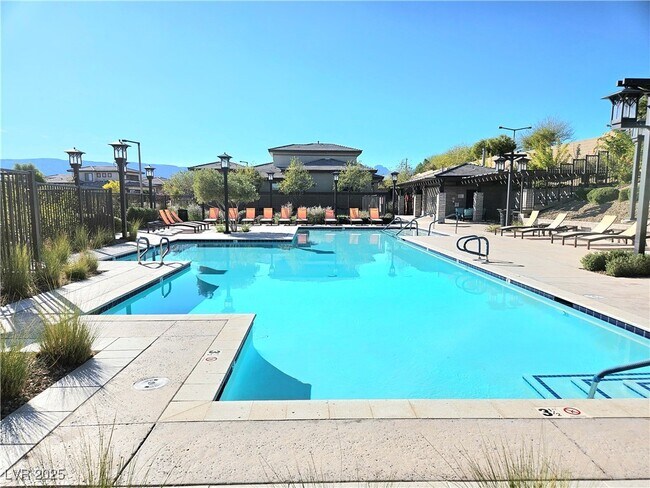 Building Photo - 12374 Skyracer Dr