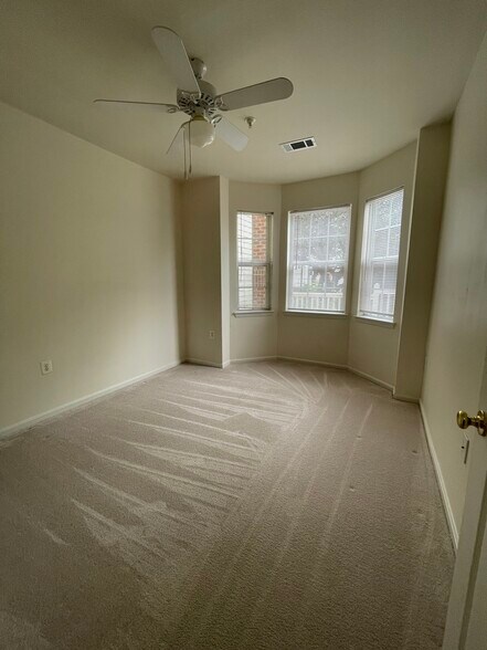Bedroom 1 - 935 Dorchester Pl