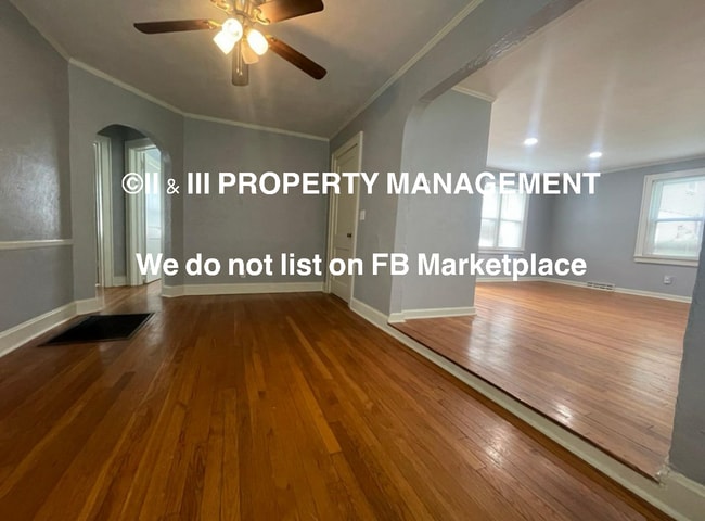 Building Photo - 5508 W 61st St