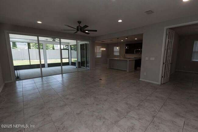 Building Photo - 154 Palisade Dr