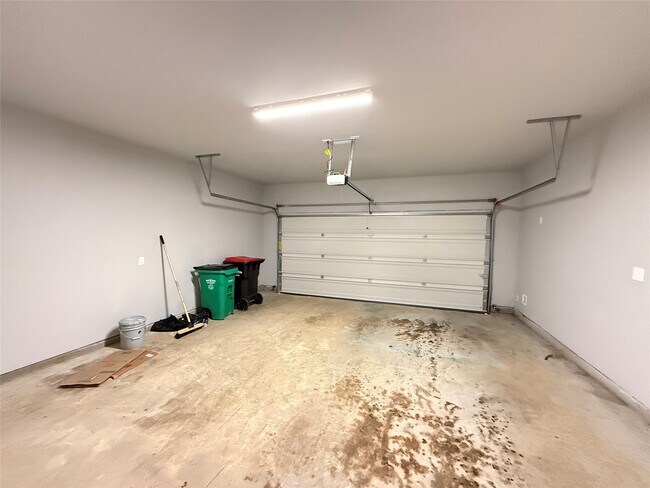 Building Photo - 5022 Ricochet Ln
