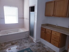 Building Photo - 3716 Sabrina