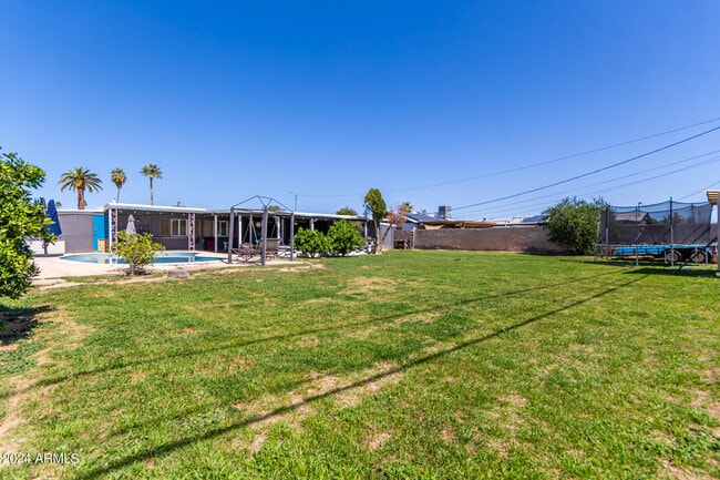 Building Photo - 515 W Toledo St