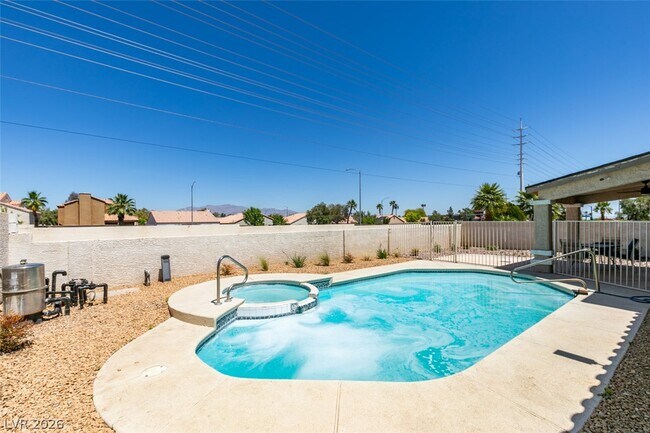 Building Photo - 7824 W Villa Finestra Dr