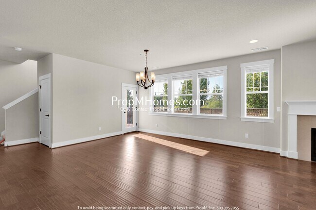 Building Photo - Luxury Four Bedroom Home in Villebois - Co...