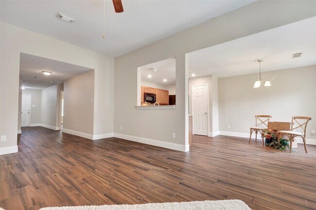 Building Photo - 10439 Hamlet Vale Ct