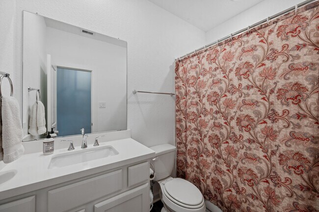 Building Photo - 15727 Autumn Sun Court