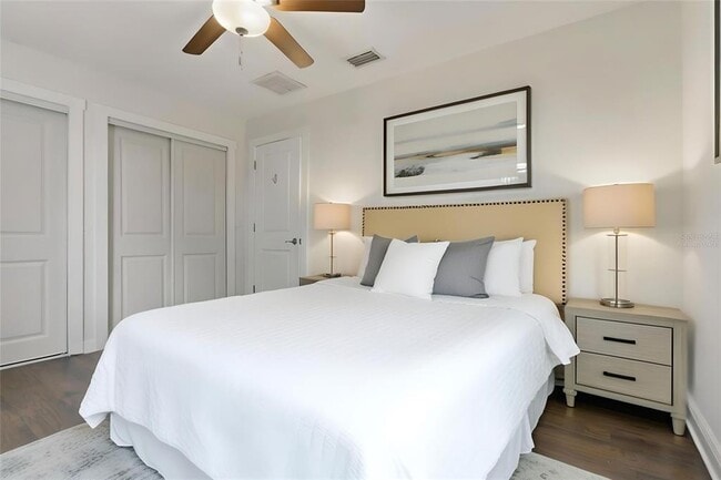 Building Photo - 469 38th Ave N