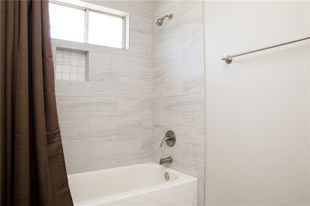 Building Photo - 2021 Reddenson Dr