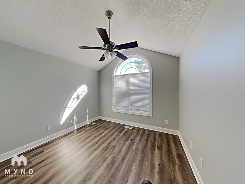 Building Photo - 456 Reeder Branch Dr