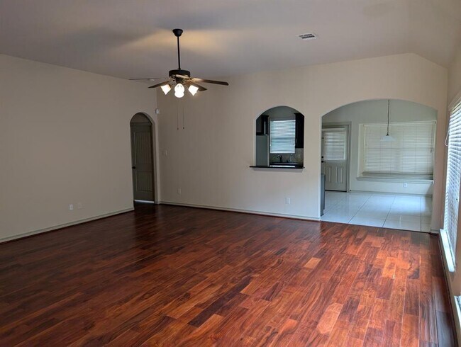 Building Photo - 2134 Argos Dr