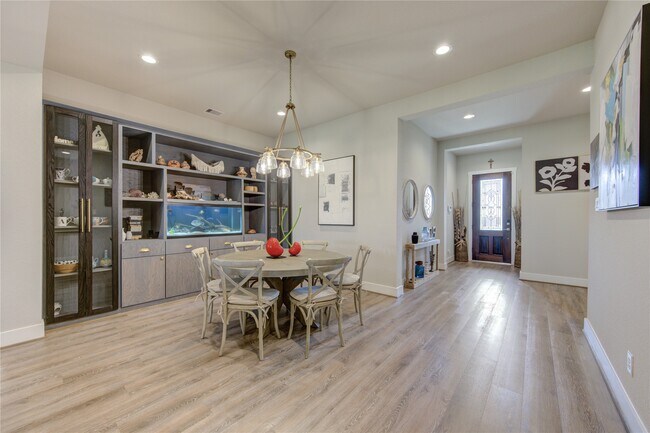 Building Photo - 3810 Colorado Bend Dr