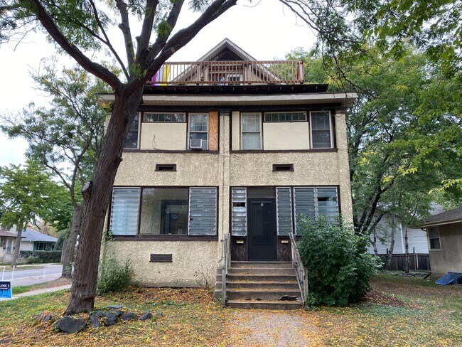 Building Photo - 1801 Talmage Ave SE