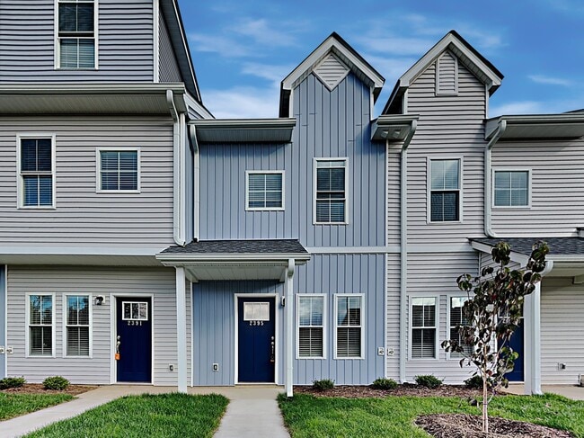 Building Photo - 2395 Eagle Creek Ct