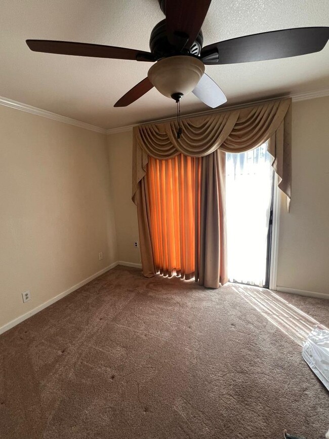 Building Photo - 2488 Shilshone Cir