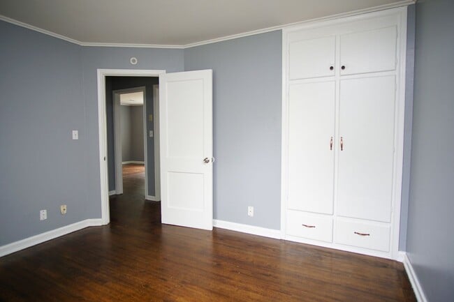 Building Photo - For Lease | Brookside | $1175 Rent