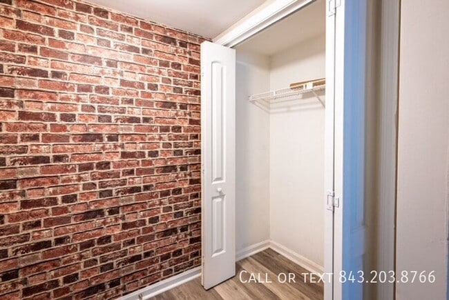 Building Photo - 11 Rudwick Cir