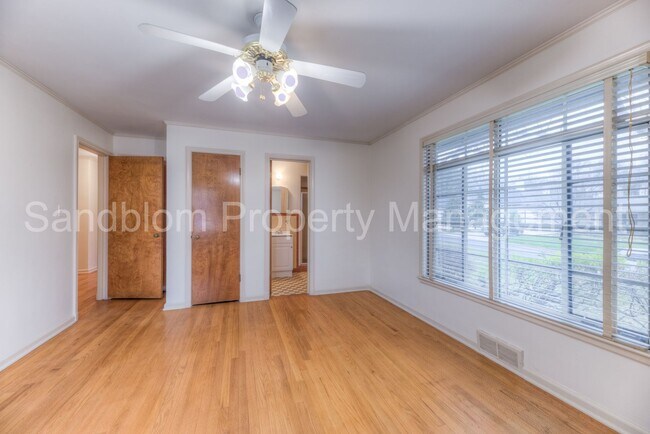 Building Photo - For Lease | Midtown Tulsa | 3 bed, 2 bath ...