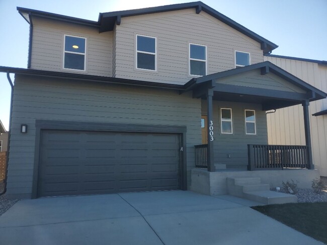 Primary Photo - Exquisite 3 Bed 2.5 Bath Single Family Home