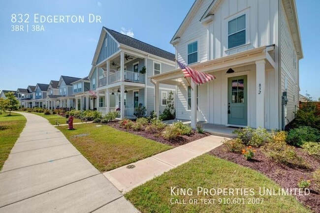 Building Photo - 832 Edgerton Dr