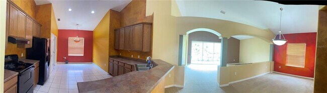 Building Photo - 1754 Altavista Cir