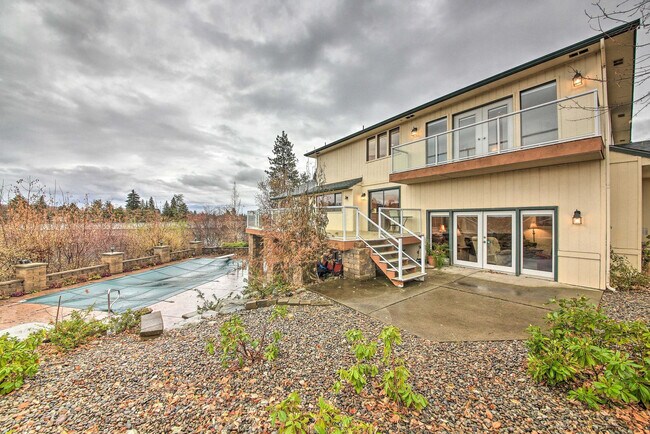 Building Photo - 18625 E Riverway Ave