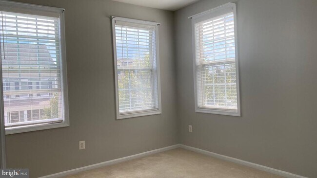 Building Photo - 3948 Addison Woods Rd