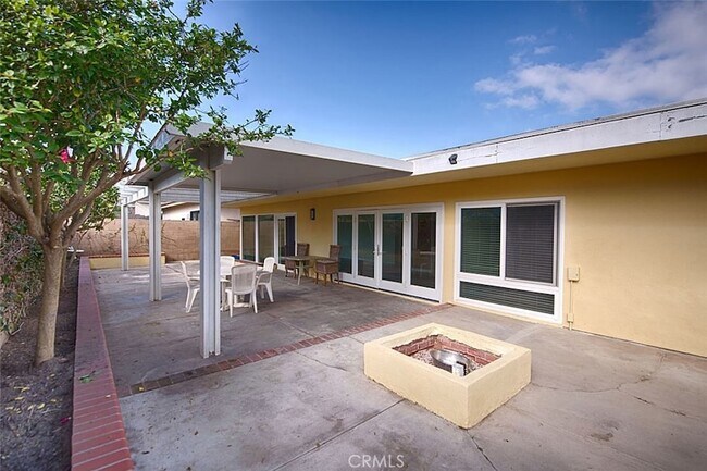 Building Photo - 3932 S Finisterre Dr