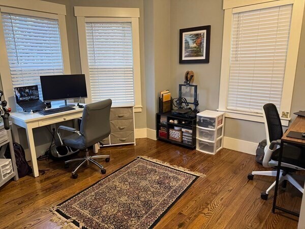 Building Photo - 19 MacArthur St