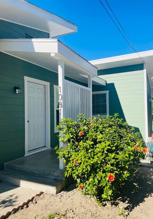 Building Photo - Charming 3-bedroom, 2-bathroom single story home located in the heart of Fillmore