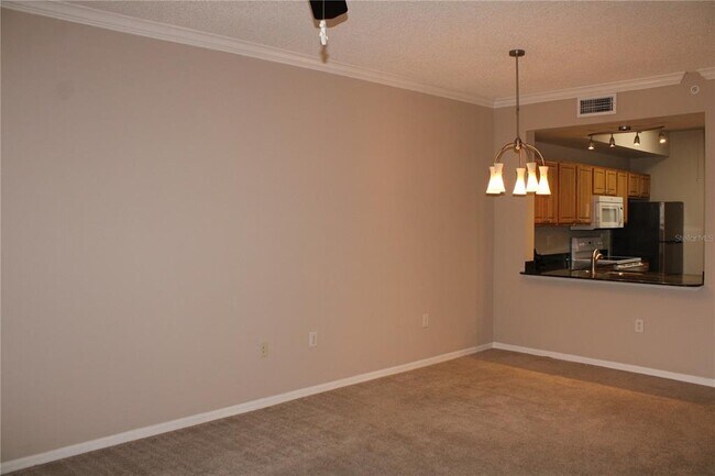 Building Photo - 5711 Bentgrass Dr