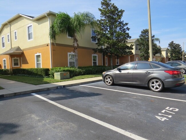 Building Photo - 4175 Shade Tree Ln