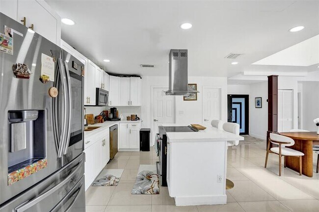 Building Photo - 6711 NW 26th Way