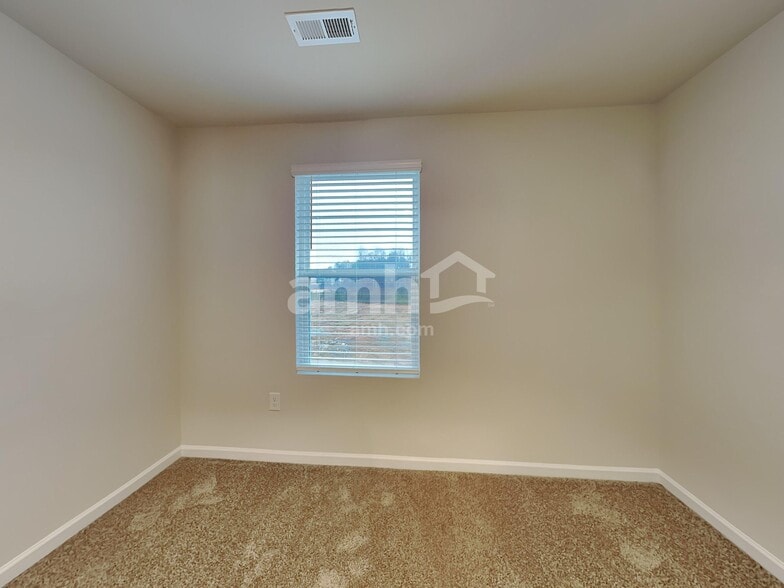 Building Photo - 3120 Emberly Dr