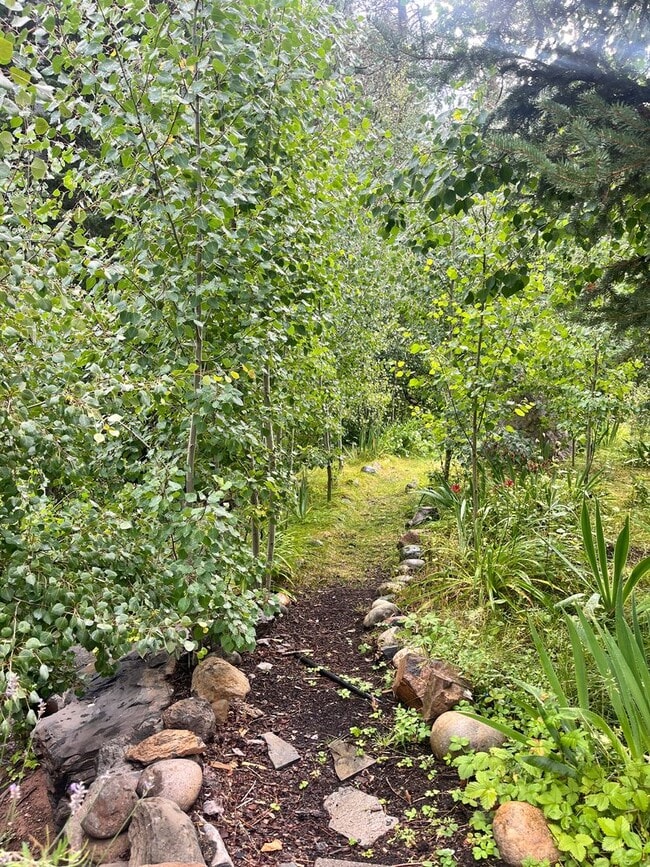 Building Photo - Spacious Prosser Lakeview Estates Long Term Rental